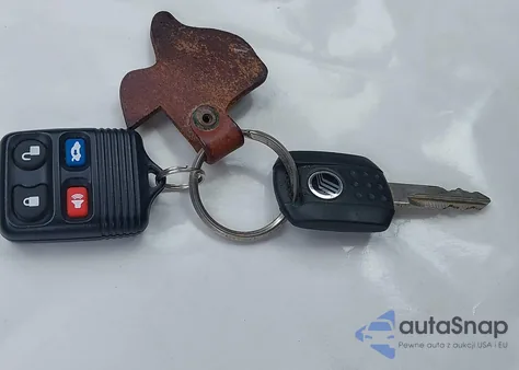 2004 Mercury Sable Gs from USA, damaged, VIN 1MEFM50U14A603844